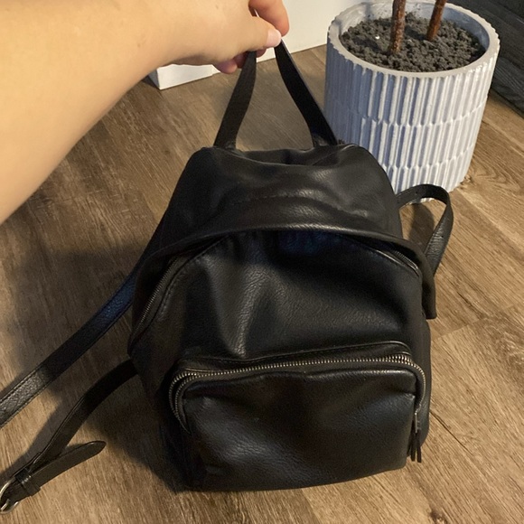 Mini backpack purse- black - Picture 9 of 12